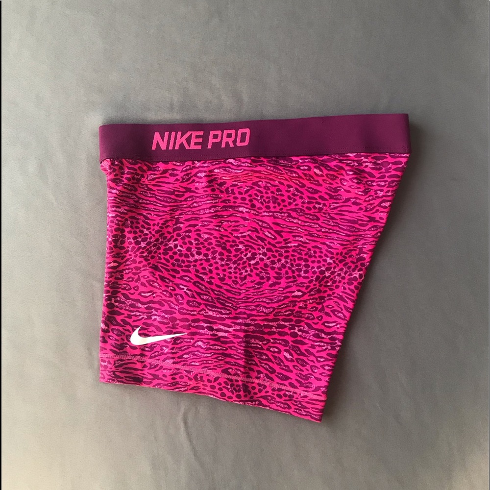 Medium Nike Pro Compression Shorts